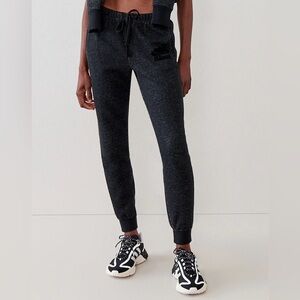 Roots Slim Cuff Sweatpants NEW size XS